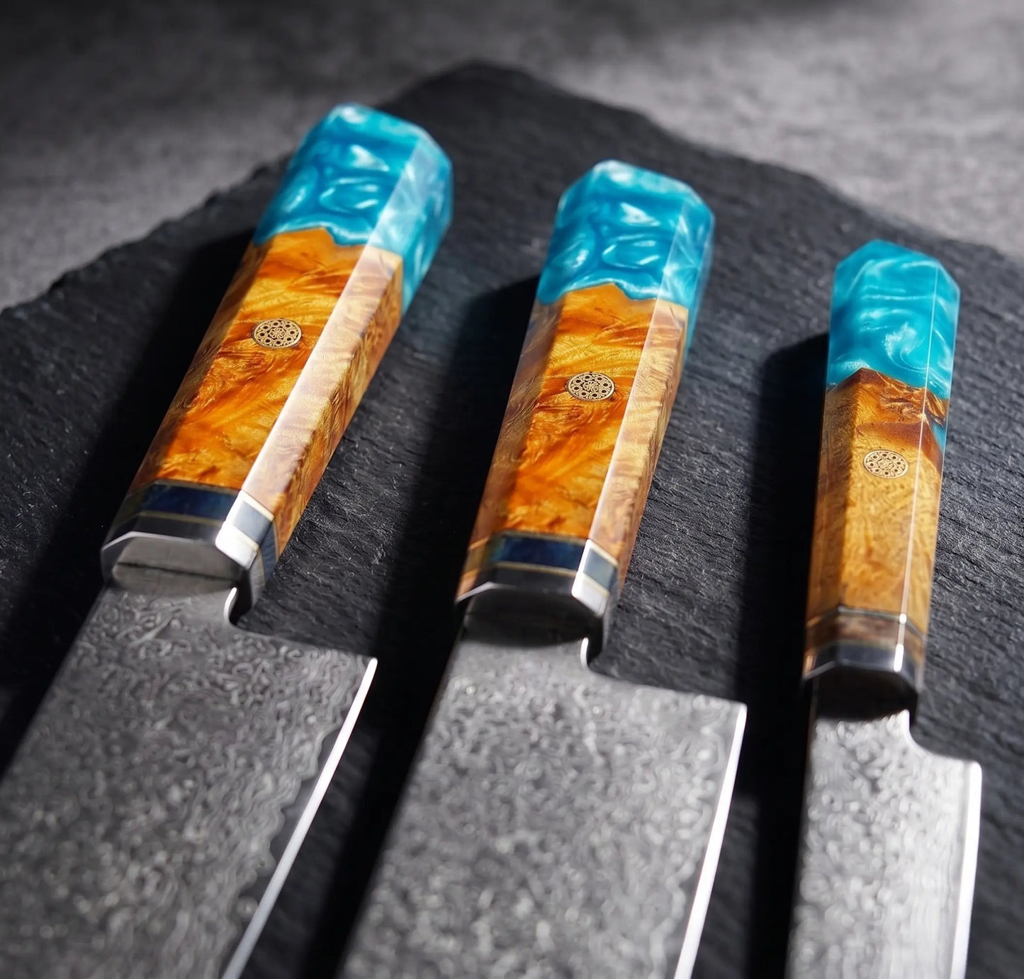 Les trois lames complémentaires du coffret de couteaux de cuisine Ryulys